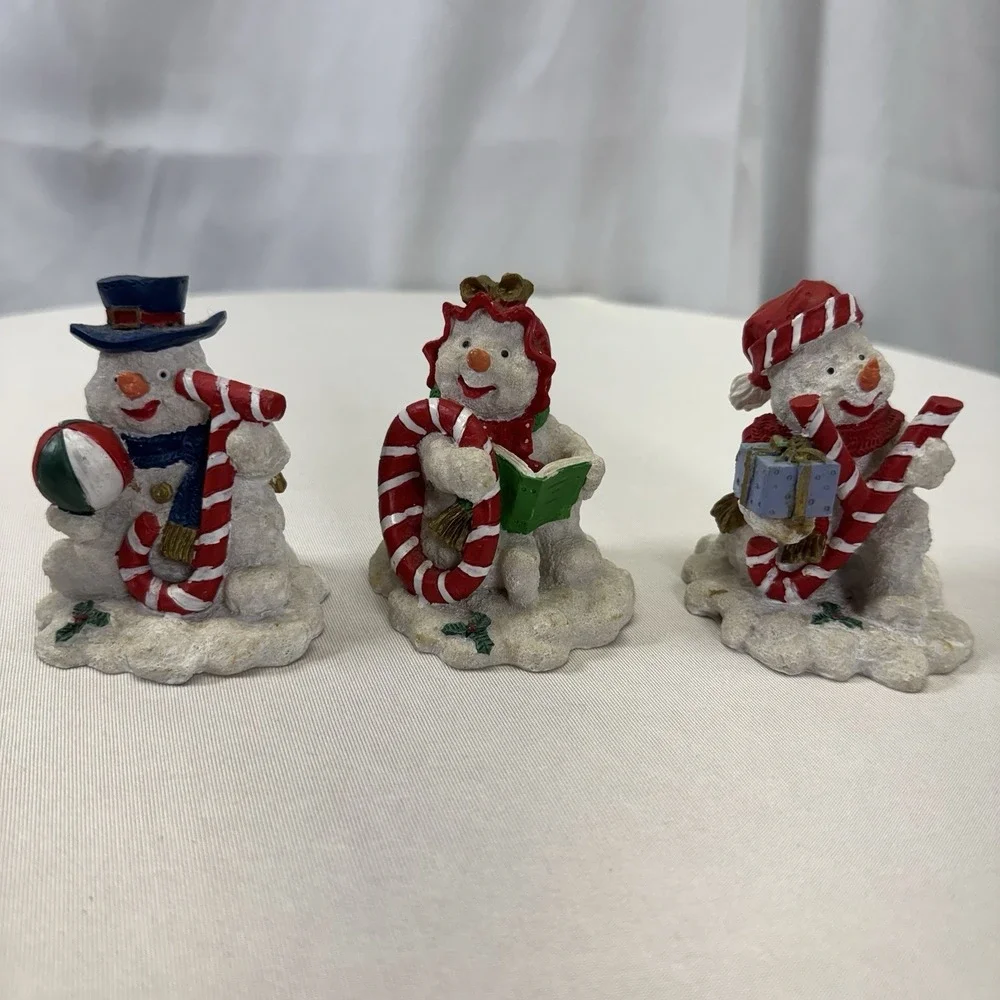 Set‎ Of 3 JOY Snowman Figurines